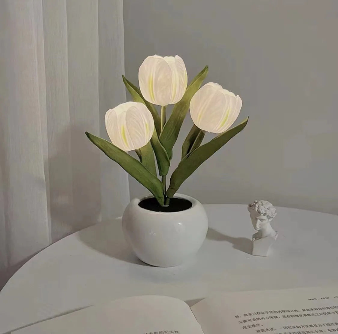 TulipGlow™ – Die magische LED-Tulpen-Nachtlampe
