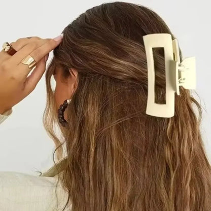 FlexiClips – Revolutionäre Soft-Touch Haarklammern