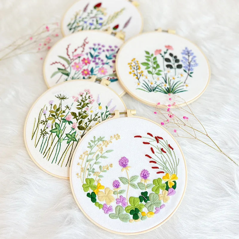 WildBloom™ – Das DIY Stickerei-Ensemble