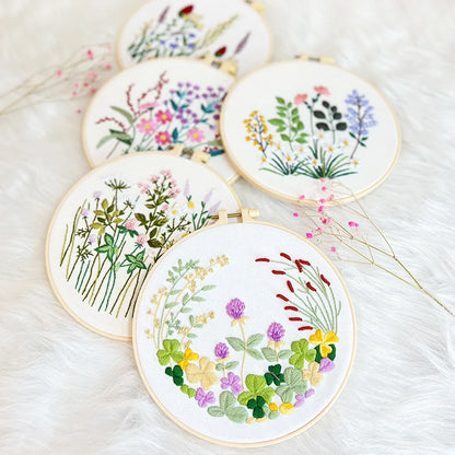 WildBloom™ – Das DIY Stickerei-Ensemble