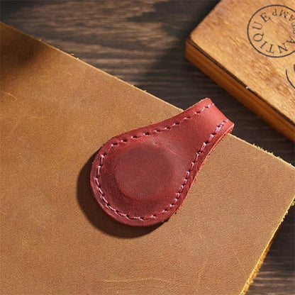 MagnaLeather – Magnetic Vintage Bookmark