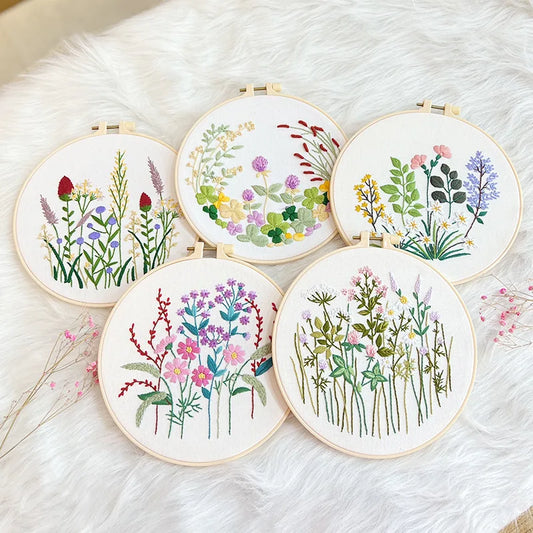 WildBloom™ – Das DIY Stickerei-Ensemble