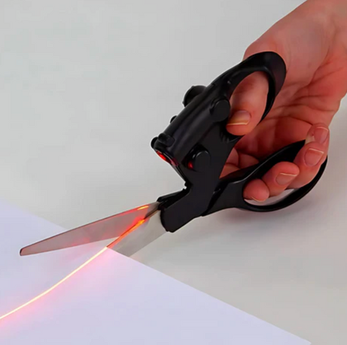 LaserCut: Perfekt gerade Schnitte ohne mühsames Vorzeichnen