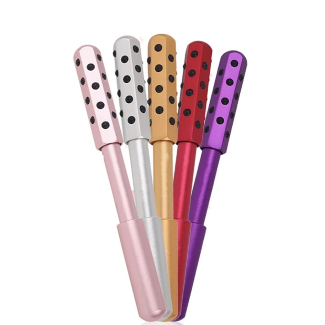 GlowRoll™ – Das Geheimnis für ein strafferes Gesicht