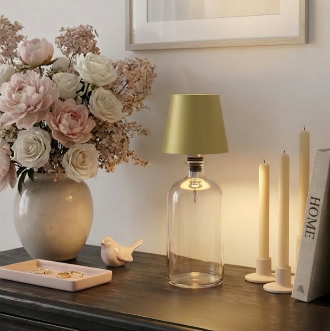 AuraLux™ – Die Lampe, die jede Flasche zum Leuchten bringt