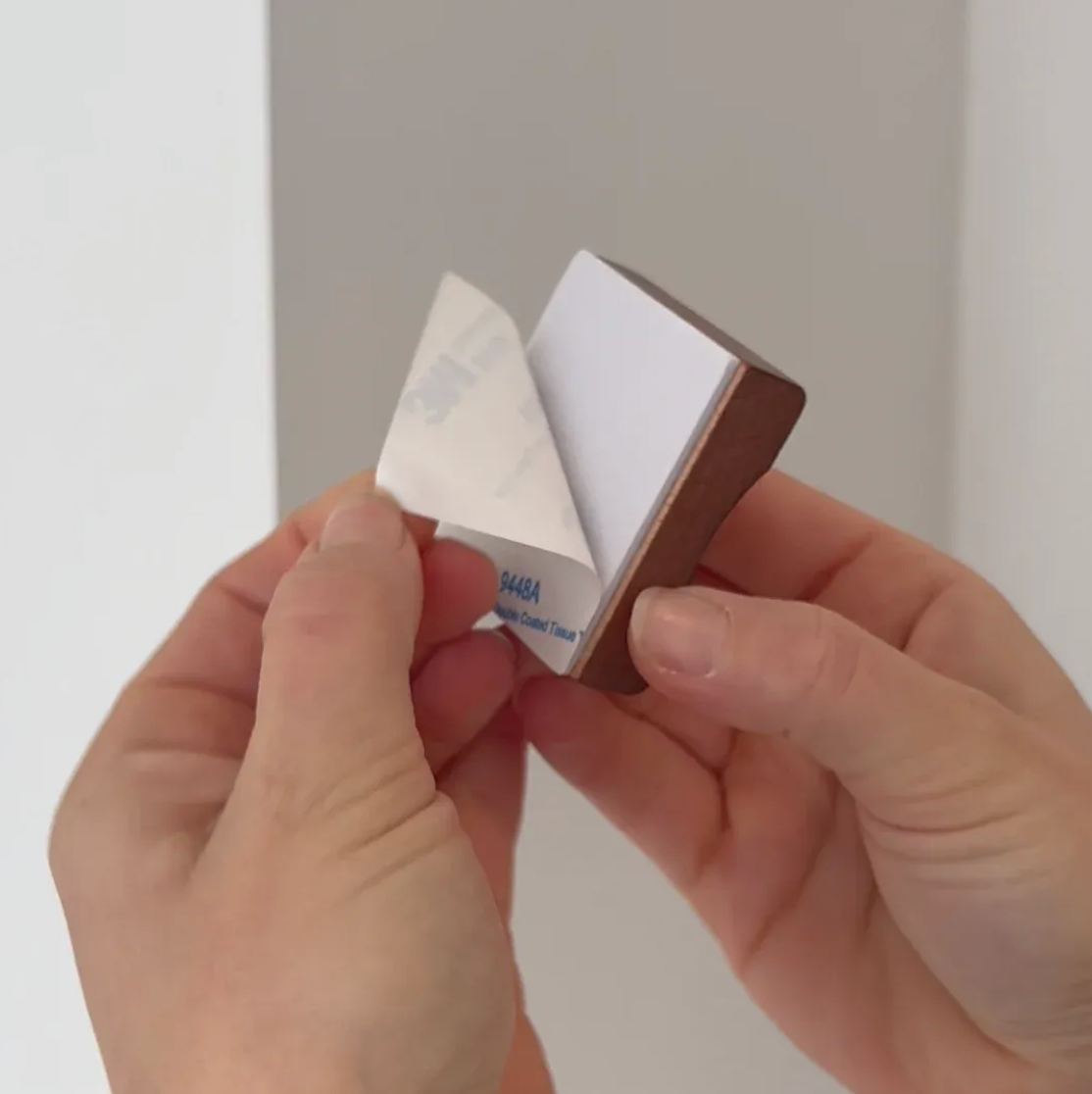 NordicSlide™ – Der Magnetische Design-Schuhlöffel