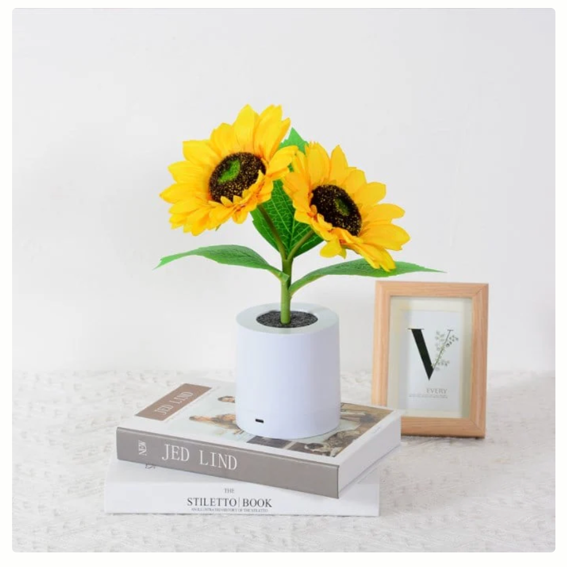 SunGlow™ – Die wiederaufladbare Sonnenblumenlampe