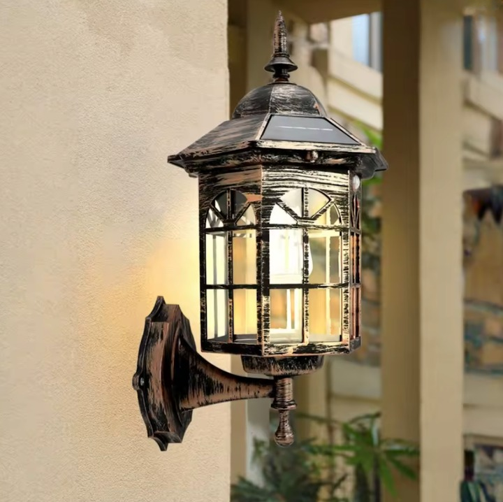 Ferrolux – Solar-Wandlaterne im Retro-Design