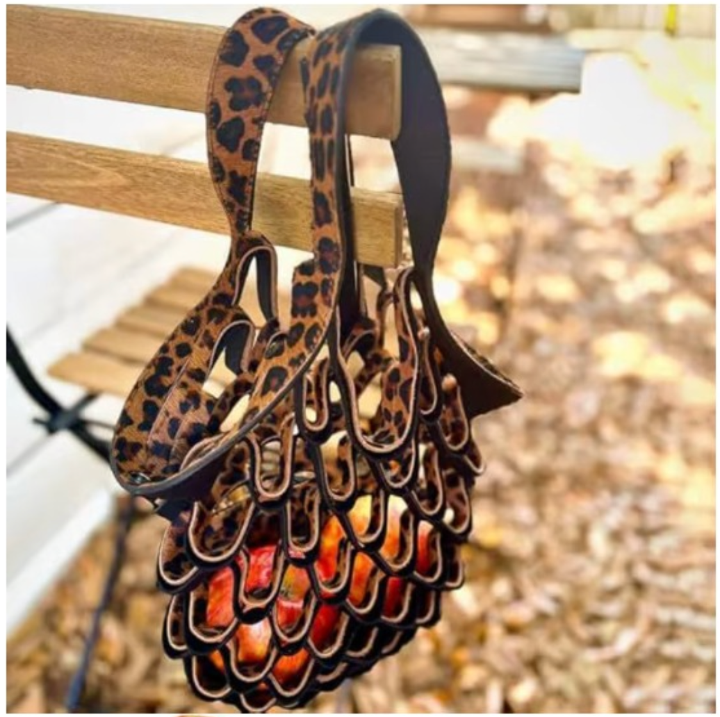 LunaFold: Zeitlose Eleganz, die in jede Tasche passt