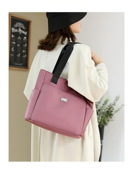 Wasserabweisende Umhängetasche mit mehreren Fächern