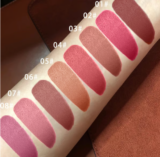 Langlebiger flüssiger Lippenkonturenstift