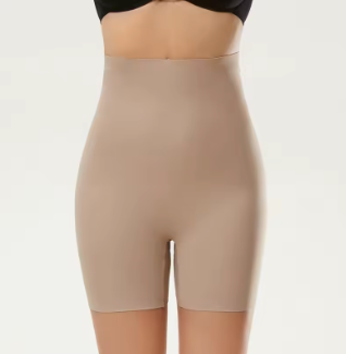 Shapewear für einen strafferen Bauch und einen lifteten Po