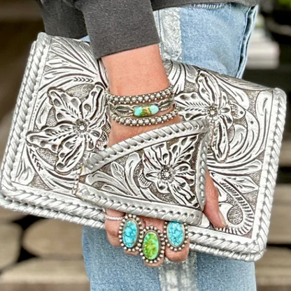 Silver Flower Dance - Clutch im westlichen Stil