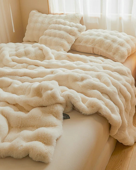 Kuschela Flauschige Wohndecke Creme