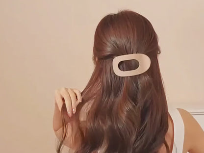 Starke und schmerzfreie Haarspange